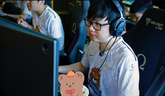 红魔 10 Pro 系列引领极致游戏体验适配永劫无间